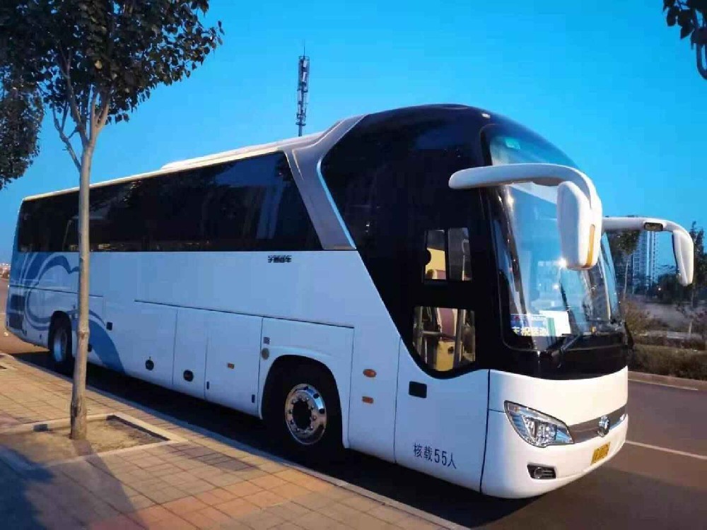 北京包车大巴一天多少钱？（北京租大巴车价格）